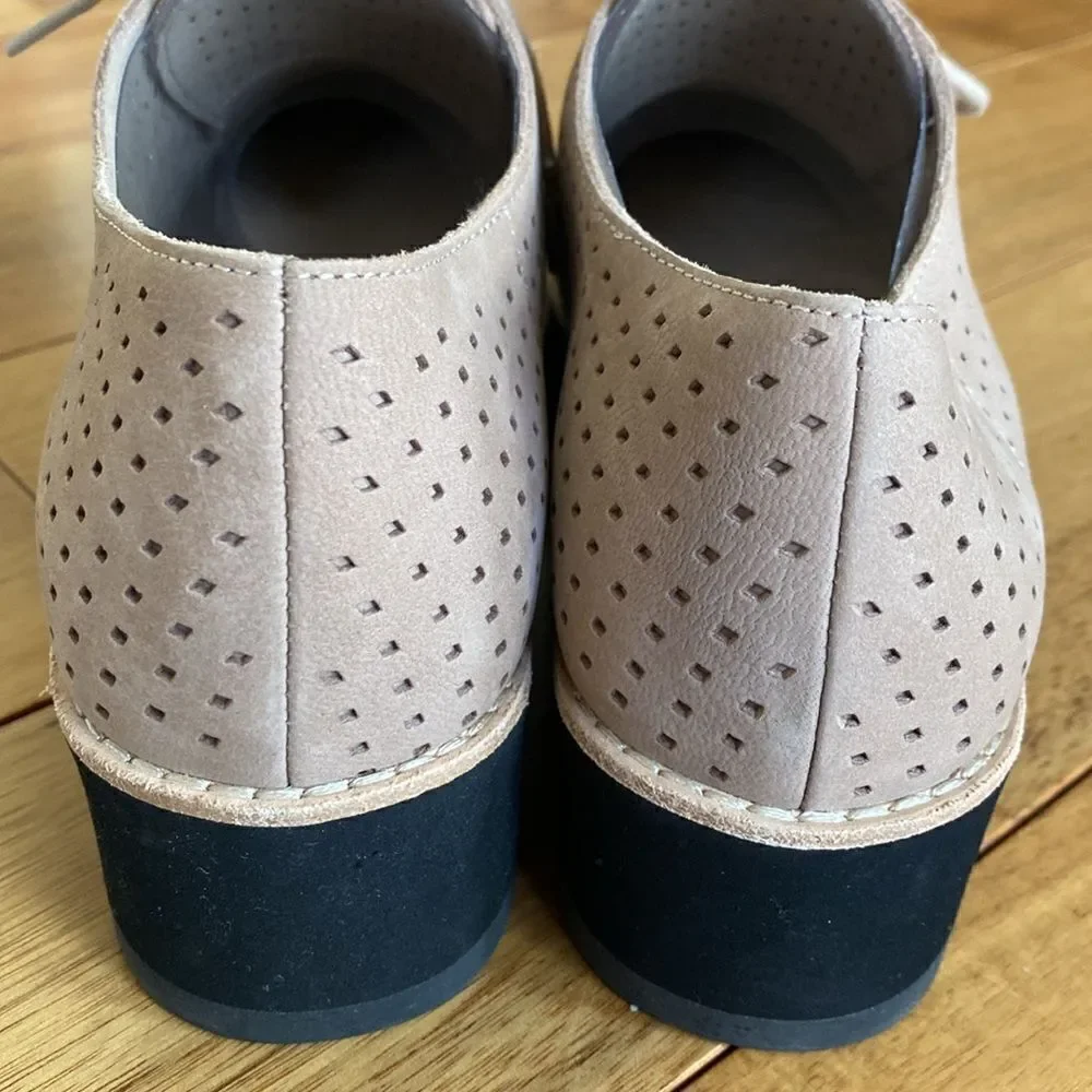NEW Eileen Fisher “ERGO” platforms